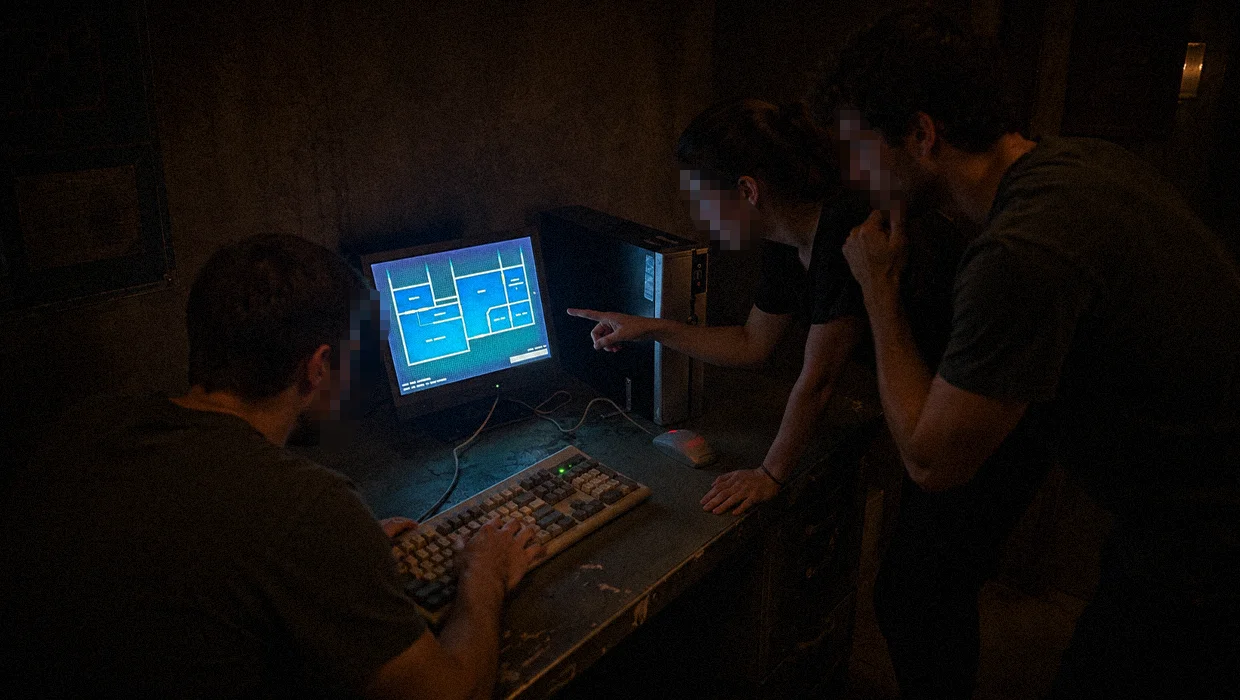 The Basement Unhinged - Photo 4