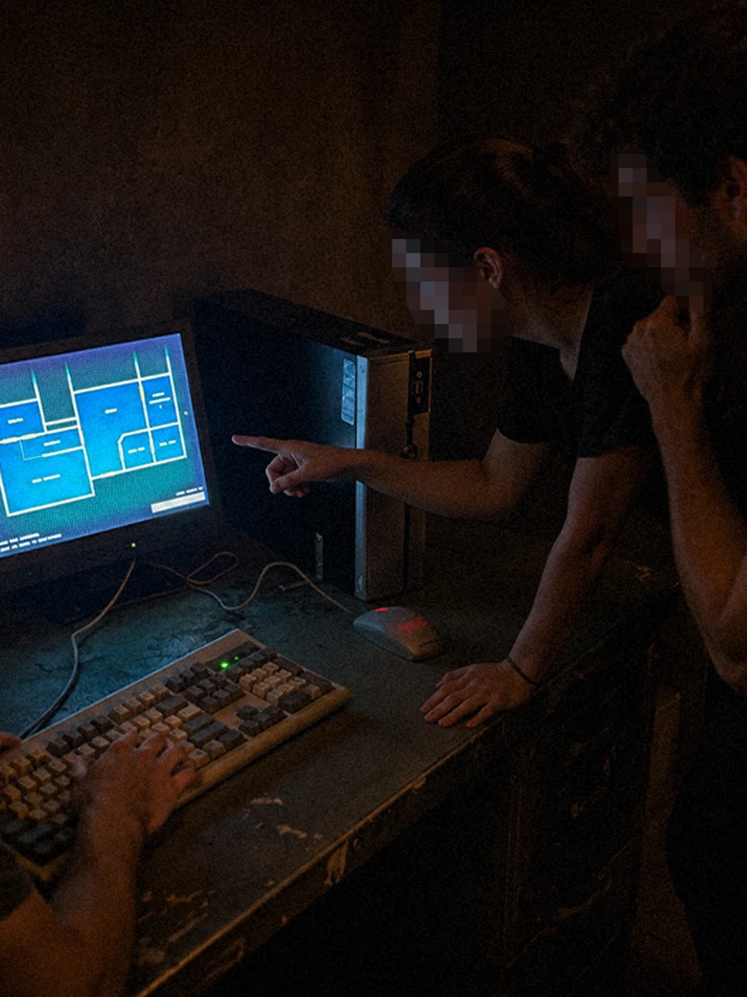 The Basement Unhinged - Photo 4
