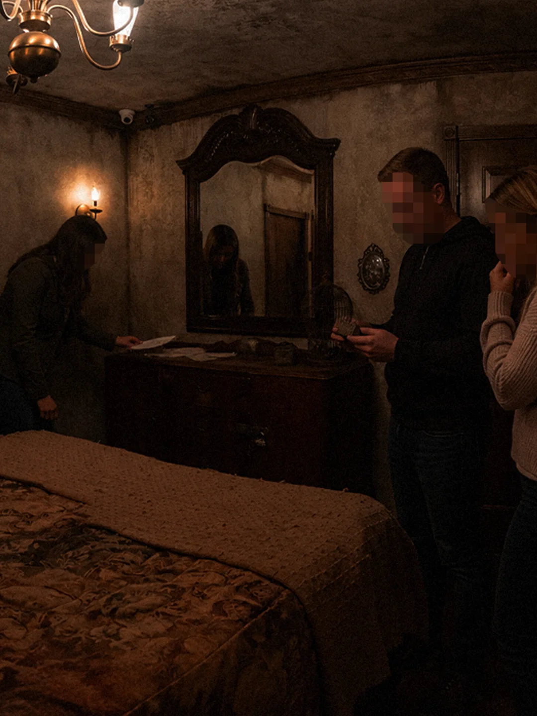 The Study - Photo 4