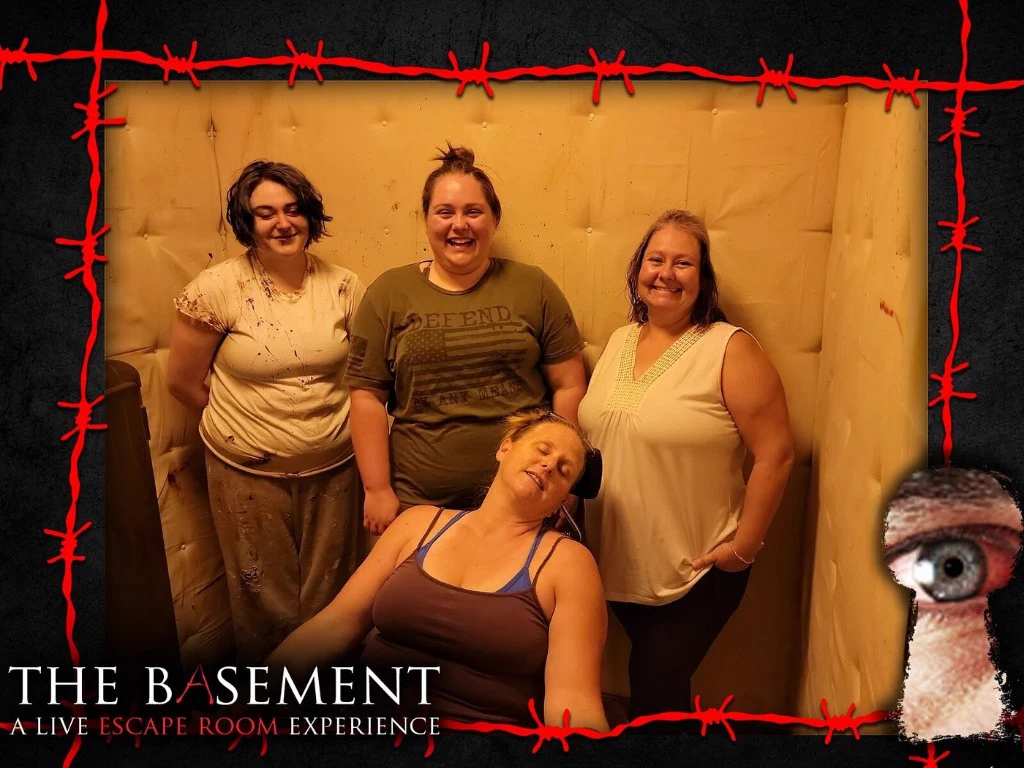 Guests at The Basement Kansas City