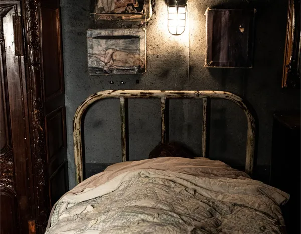 WHAT IS AN ESCAPE ROOM?